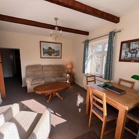 Hunston Mill Self Catering Dog Stay For Free Chichester Kültér fotó