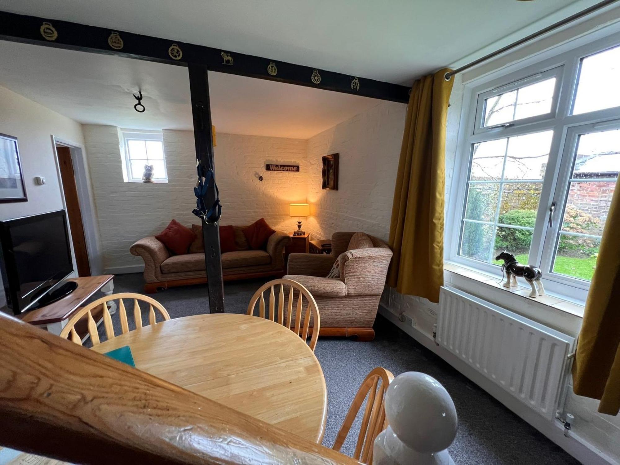 Hunston Mill Self Catering Dog Stay For Free Chichester Kültér fotó
