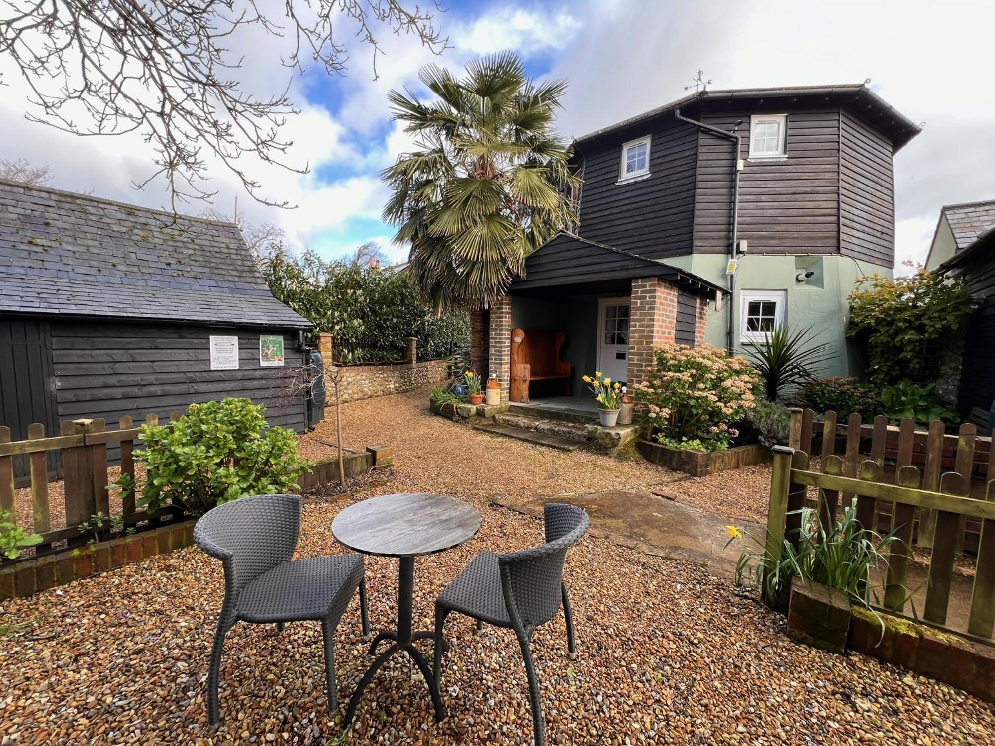 Hunston Mill Self Catering Dog Stay For Free Chichester Kültér fotó