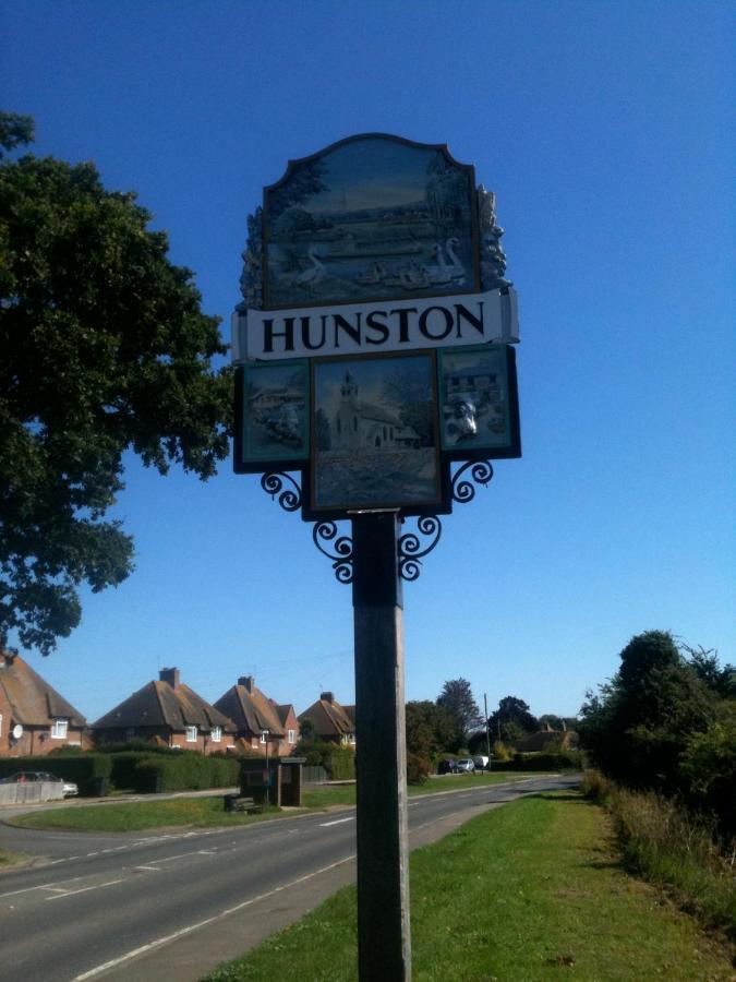 Hunston Mill Self Catering Dog Stay For Free Chichester Szoba fotó